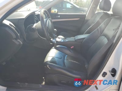 Zdjęcie 7 z 13 samochodu: 2015 INFINITI Q40 VIN:JN1CV6APXFM501883 - miniatura
