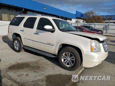 Czwarte zdjęcie samochodu z boku: 2009 GMC YUKON DENALI VIN:1GKFK03209R199680 - miniatura