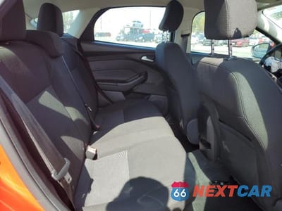 Zdjęcie 10 z 11 samochodu: 2015 FORD FOCUS SE VIN:1FADP3K28FL261791 - miniatura