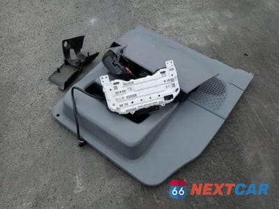 Zdjęcie 13 z 14 samochodu: 2011 FORD ECONOLINE E250 VAN VIN:1FTNE2EL7BDB37177 - miniatura