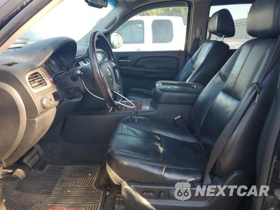 Zdjęcie 7 z 13 samochodu: 2008 GMC YUKON XL DENALI VIN:1GKFK66898J143253 - miniatura