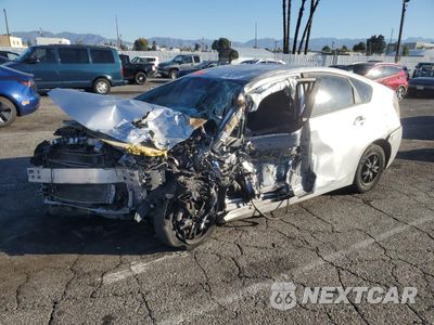 2014 TOYOTA PRIUS JTDKN3DU8E0381807 - główne zdjęcie licytacji z USA - miniatura