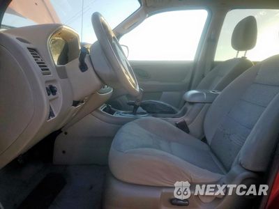 Zdjęcie 7 z 12 samochodu: 2005 FORD ESCAPE XLT VIN:1FMCU03185DA19963 - miniatura