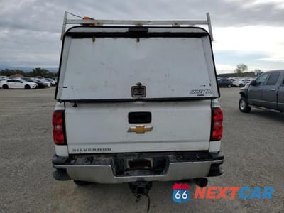 Zdjęcie 6 z 12 samochodu: 2019 CHEVROLET SILVERADO K2500 HEAVY DUTY VIN:1GC1KREY2KF259994 - miniatura