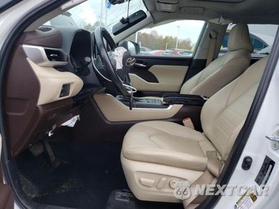 Zdjęcie 7 z 13 samochodu: 2022 TOYOTA HIGHLANDER XLE VIN:5TDGZRBH2NS569495 - miniatura