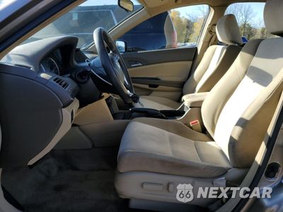 Zdjęcie 7 z 12 samochodu: 2008 HONDA ACCORD LXP VIN:1HGCP26488A115922 - miniatura
