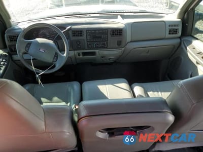 Zdjęcie 8 z 11 samochodu: 2004 FORD F350 SUPER VIN:1FTWW32P94EB65476 - miniatura