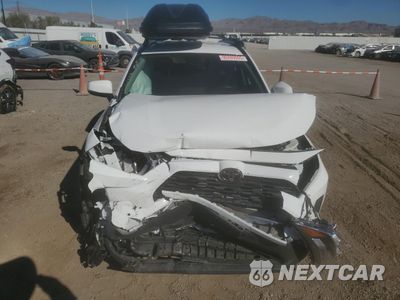 Piąte zdjęcie samochodu w środku: 2024 TOYOTA RAV4 XLE VIN:2T3P1RFV1RC464136 - miniatura