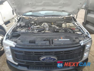 Zdjęcie 12 z 13 samochodu: 2024 FORD F350 SUPER DUTY VIN:1FT8W3DT7REE14142 - miniatura