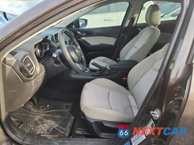 Zdjęcie 7 z 11 samochodu: 2014 MAZDA 3 SPORT VIN:JM1BM1U71E1149139 - miniatura