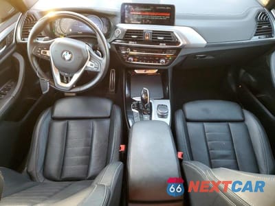 Zdjęcie 8 z 13 samochodu: 2018 BMW X3 XDRIVEM40I VIN:5UXTS3C56J0Y93825 - miniatura