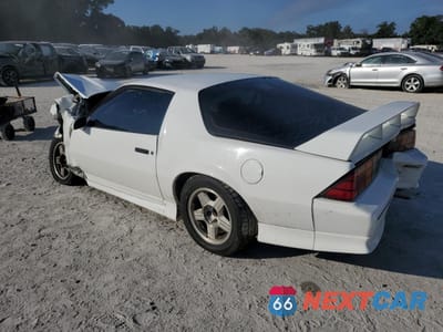 Drugie zdjęcie samochodu z przodu: 1991 CHEVROLET CAMARO Z28 VIN:1G1FP2387ML148582 - miniatura