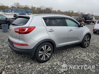 Trzecie zdjęcie samochodu z tyłu: 2013 KIA SPORTAGE EX VIN:KNDPC3A27D7401548 - miniatura
