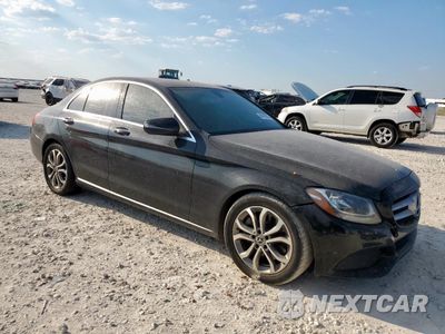 Czwarte zdjęcie samochodu z boku: 2017 MERCEDES-BENZ C 300 VIN:55SWF4JB2HU211034 - miniatura