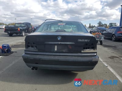 Zdjęcie 6 z 12 samochodu: 1994 BMW 325 I VIN:WBACB3325RFE19235 - miniatura