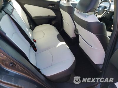 Zdjęcie 10 z 16 samochodu: 2018 TOYOTA PRIUS VIN:JTDKARFU7J3059521 - miniatura