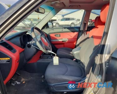 Zdjęcie 7 z 12 samochodu: 2010 KIA SOUL + VIN:KNDJT2A25A7066205 - miniatura