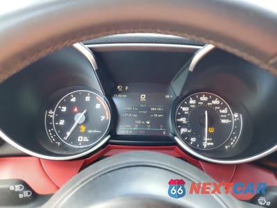 Zdjęcie 9 z 13 samochodu: 2020 ALFA ROMEO GIULIA VIN:ZARFAMAN6L7626212 - miniatura