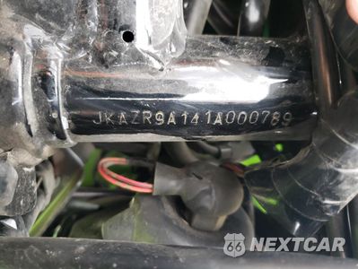 Zdjęcie 8 z 8 samochodu: 2001 KAWASAKI ZR1200 A VIN:JKAZR9A141A000789 - miniatura