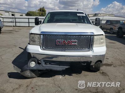 Piąte zdjęcie samochodu w środku: 2007 GMC NEW SIERRA C1500 VIN:2GTEC13C271692060 - miniatura
