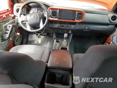 Zdjęcie 8 z 13 samochodu: 2016 TOYOTA TACOMA DOUBLE CAB VIN:3TMAZ5CN5GM024350 - miniatura