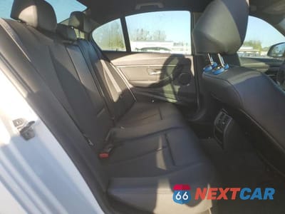 Zdjęcie 10 z 11 samochodu: 2016 BMW 320 I VIN:WBA8E1G57GNU10560 - miniatura