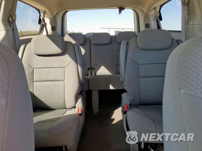 Zdjęcie 10 z 15 samochodu: 2010 CHRYSLER TOWN & COUNTRY LX VIN:2A4RR4DE1AR166247 - miniatura