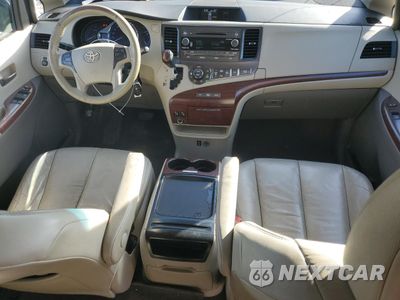 Zdjęcie 8 z 13 samochodu: 2011 TOYOTA SIENNA XLE VIN:5TDYK3DC5BS040948 - miniatura