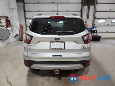 Zdjęcie 6 z 13 samochodu: 2018 FORD ESCAPE SE VIN:1FMCU9GD9JUD59805 - miniatura