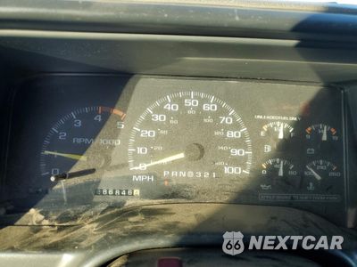 Zdjęcie 9 z 15 samochodu: 1995 CHEVROLET TAHOE K1500 VIN:1GNEK13K3SJ441600 - miniatura