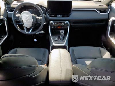 Zdjęcie 8 z 13 samochodu: 2025 TOYOTA RAV4 XSE VIN:4T3E6RFV5SU177539 - miniatura