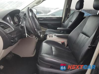 Zdjęcie 7 z 14 samochodu: 2011 CHRYSLER TOWN & COUNTRY TOURING L VIN:2A4RR8DG5BR721873 - miniatura