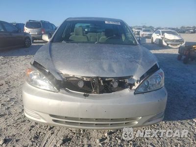 Piąte zdjęcie samochodu w środku: 2003 TOYOTA CAMRY LE VIN:4T1BE32K93U696702 - miniatura
