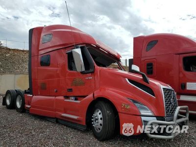 2024 VOLVO VNL SEMI TRUCK 4V4NC9EH2RN641560 - główne zdjęcie licytacji z USA - miniatura