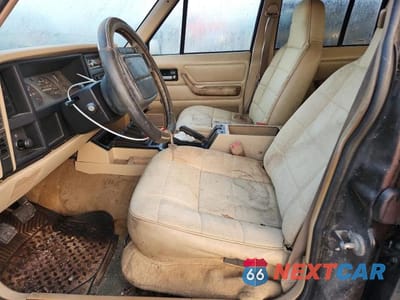 Zdjęcie 7 z 12 samochodu: 1996 JEEP CHEROKEE VIN:1J4FT68S7TL195134 - miniatura