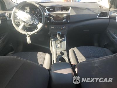 Zdjęcie 8 z 14 samochodu: 2017 NISSAN SENTRA S VIN:3N1AB7AP9HL721843 - miniatura