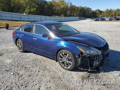 Czwarte zdjęcie samochodu z boku: 2018 NISSAN ALTIMA 2.5 VIN:1N4AL3AP1JC219306 - miniatura
