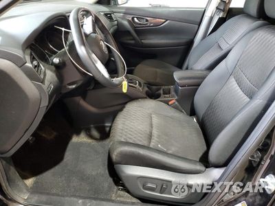Zdjęcie 7 z 16 samochodu: 2019 NISSAN ROGUE S VIN:5N1AT2MV9KC844631 - miniatura