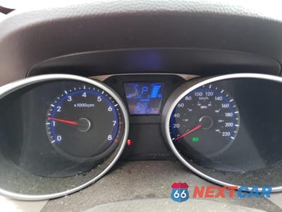 Zdjęcie 9 z 14 samochodu: 2015 HYUNDAI TUCSON LIMITED VIN:KM8JUCAG3FU084060 - miniatura