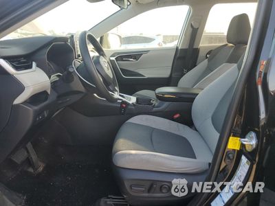 Zdjęcie 7 z 16 samochodu: 2020 TOYOTA RAV4 XLE VIN:2T3RWRFV3LW050534 - miniatura