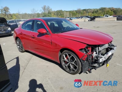 Czwarte zdjęcie samochodu z boku: 2021 ALFA ROMEO GIULIA TI VIN:ZARFANBN7M7640089 - miniatura