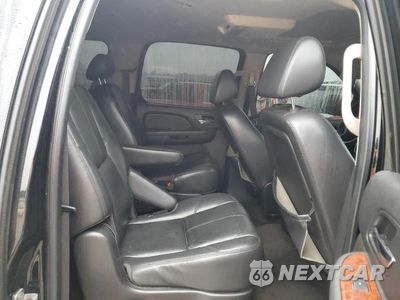 Zdjęcie 11 z 13 samochodu: 2007 CHEV SUBURBAN C1500 VIN:1GNFC16077J290957 - miniatura