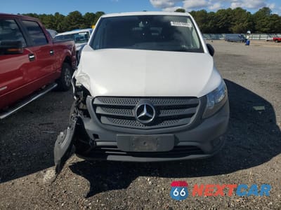 Piąte zdjęcie samochodu w środku: 2019 MERCEDES-BENZ METRIS VIN:WD4PG2EE4K3513477 - miniatura