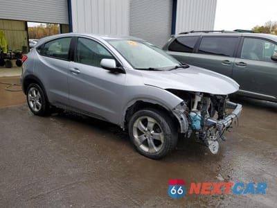 Czwarte zdjęcie samochodu z boku: 2017 HONDA HR-V LX VIN:3CZRU6H31HG703847 - miniatura