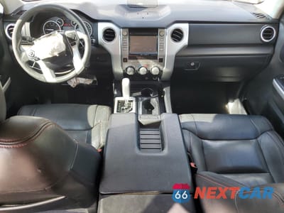 Zdjęcie 8 z 12 samochodu: 2016 TOYOTA TUNDRA CREWMAX SR5 VIN:5TFEM5F10GX105310 - miniatura