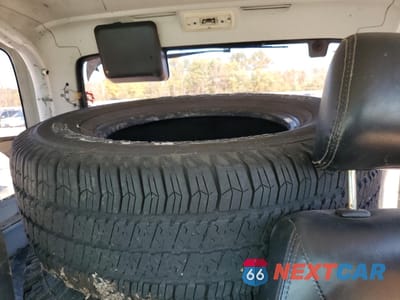 Zdjęcie 10 z 14 samochodu: 1992 JEEP WRANGLER / YJ S VIN:2J4FY19P7NJ552349 - miniatura