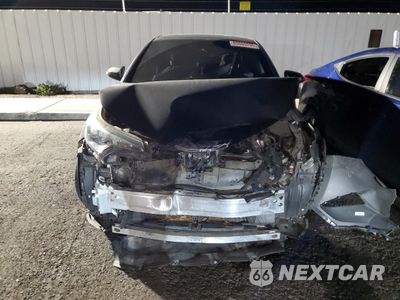 Piąte zdjęcie samochodu w środku: 2018 TOYOTA C-HR XLE VIN:NMTKHMBX3JR016855 - miniatura