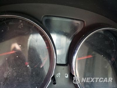 Zdjęcie 9 z 14 samochodu: 2019 NISSAN VERSA S VIN:3N1CN7APXKL862654 - miniatura