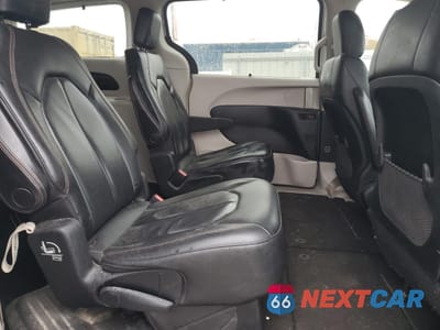 Zdjęcie 11 z 13 samochodu: 2019 CHRYSLER PACIFICA TOURING L VIN:2C4RC1BG5KR561639 - miniatura