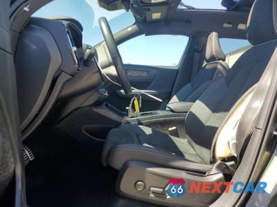 Zdjęcie 7 z 13 samochodu: 2022 VOLVO XC40 P8 RECHARGE PLUS VIN:YV4ED3UR2N2716783 - miniatura